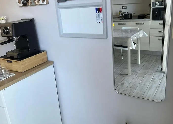 Casa Mole, Roma Marino